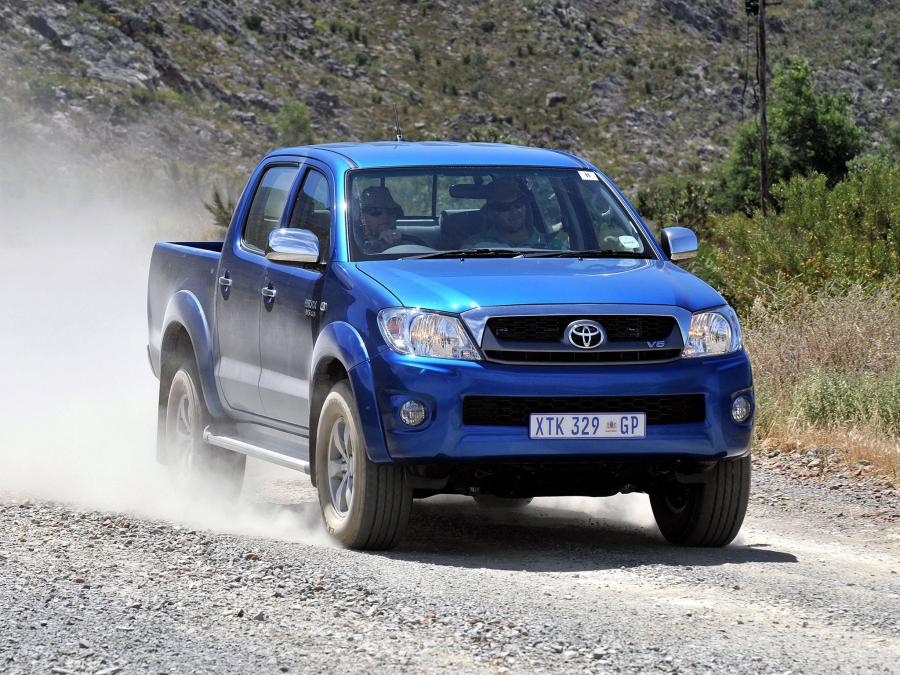  Toyota Hilux Double Cab 2008 года  (ZA) (фото 19 из 24)